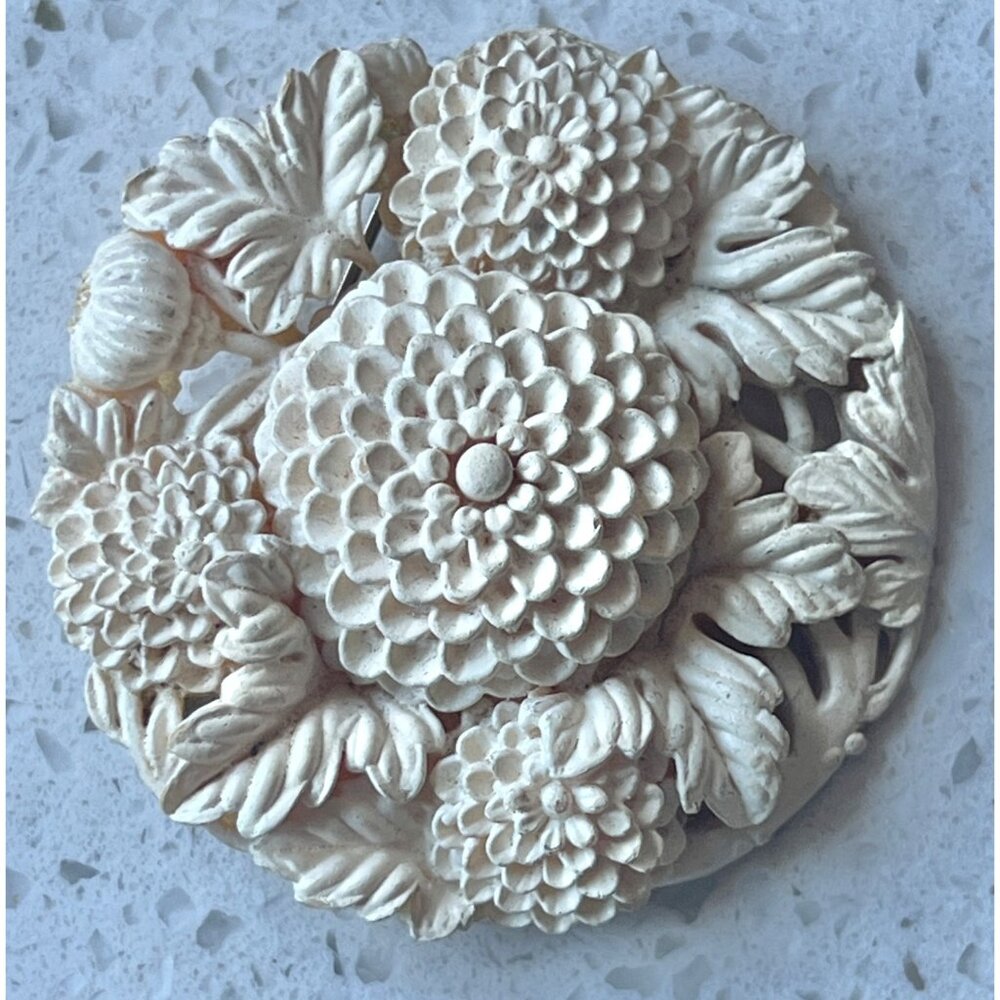 Celluloid Chrysanthemum Brooch In Cream With C Clasp Vintage Floral Fashion Gift